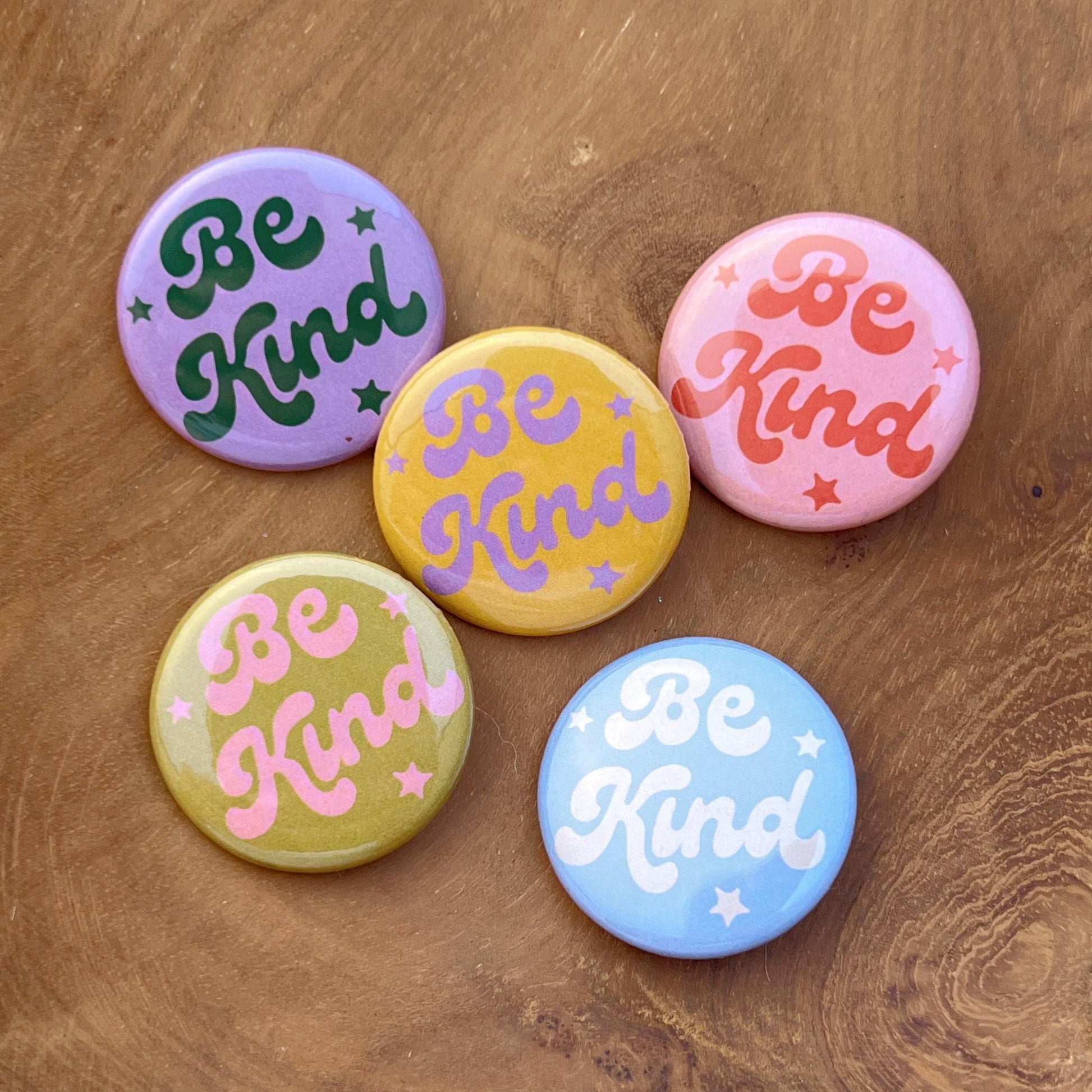 Enjoy The Now - Cute Pins for Bags, Mindfulness Button Pins and Badges, Mental Health Pins for Backpacks, Colorful 70s Retro Aesthetic Pins